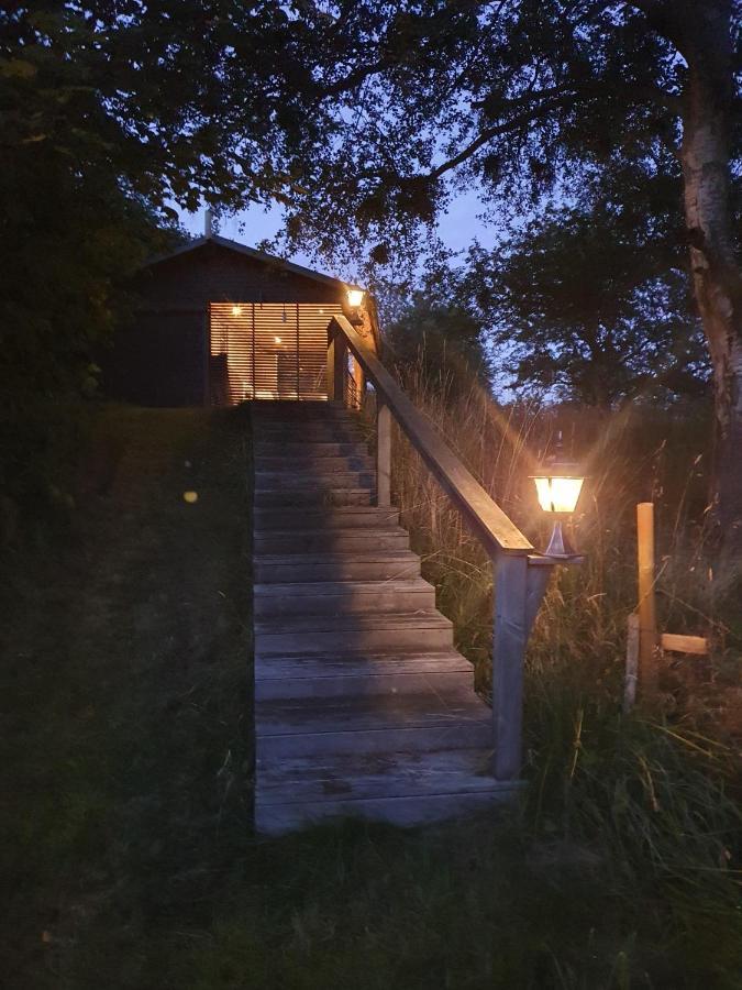 Skogsbaeckens Stugby Ab Villa Tomelilla Exterior photo